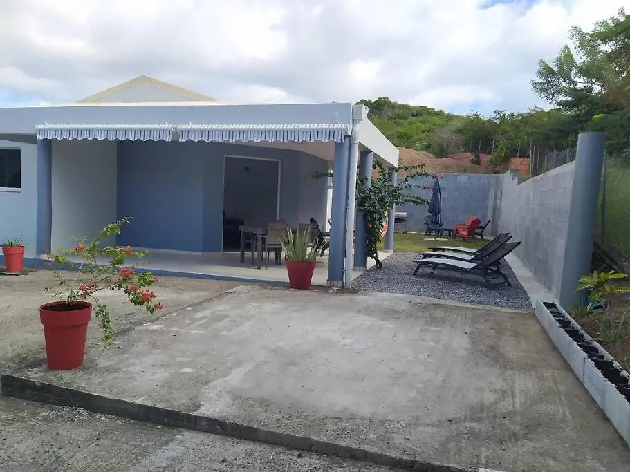 Holiday home Location Villa Sainte-Anne - Martinique.
